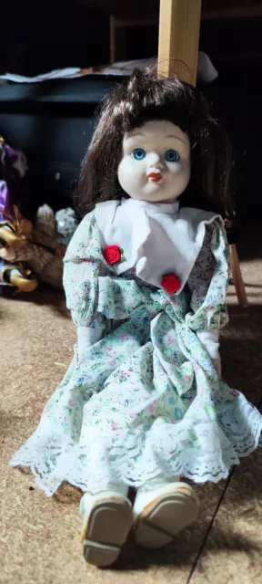 Grusel Blumen Puppe  *Spuk Haunted Doll ? eher negativ