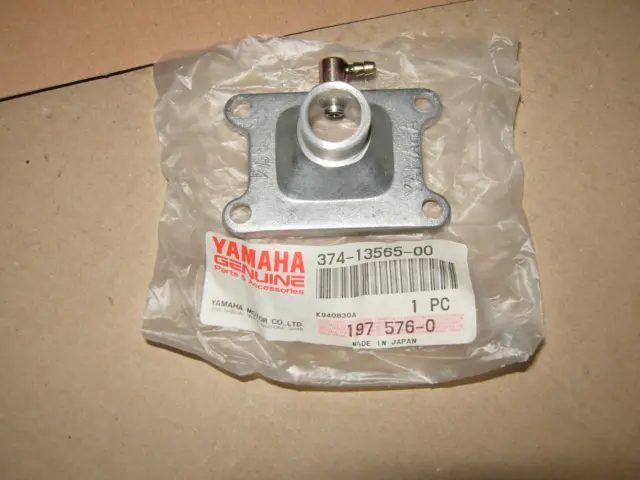 Yamaha Gt80  Ansaugstutzen  374-13565   Joint, Carburetor