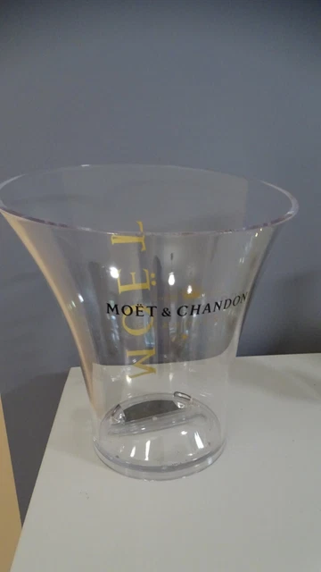 Coupes à champagne Art Déco | Lignes croisées
