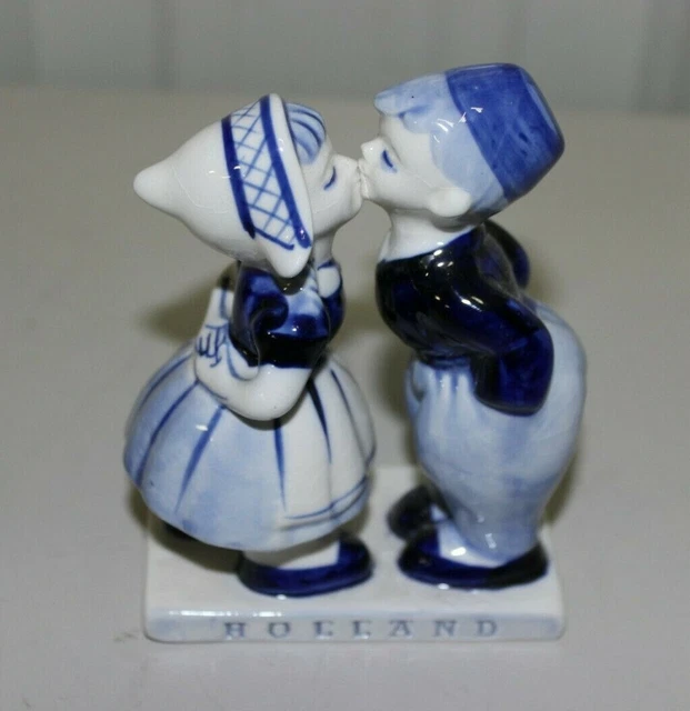 DELFT BLUE COLONIAL Dutch Boy Girl Couple Kissing Elesva - Hand Painted ...