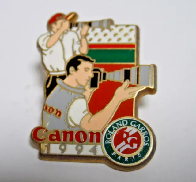 Pin's TENNIS CANON ROLAND GARROS  1994 Pin ARTHUS BERTRAND PARIS rare 3,1cm