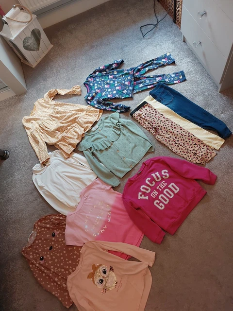 Large bundle of girls clothes aged 6-7 years