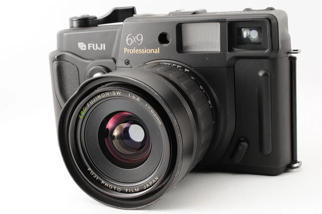 [Near MINT Count 162] Fujifilm Fuji GSW690 III 6x9 EBC 65mm F/5.6 Wide JAPAN