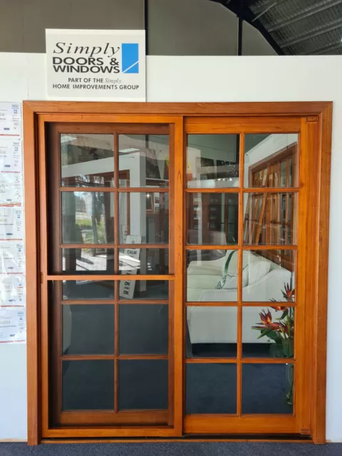 CEDAR SLIDING DOORS WITH FLY SCREEN, COLONIAL,1800W x 2100H,OPENS L-R, IN STOCK