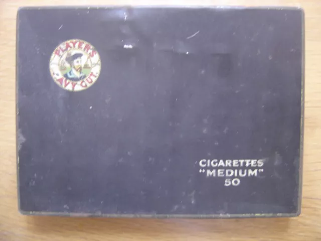 Boite ancienne CIGARETTES Player's Navy Cut Medium 50 JOHN PLAYER AND SONS