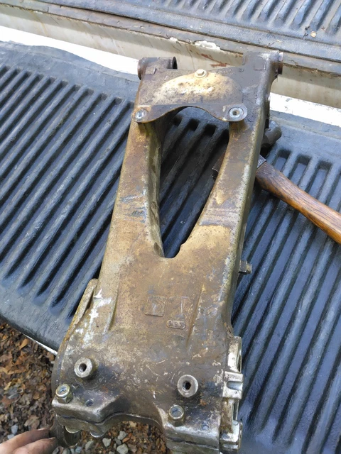 Honda trx400ex 400ex rear swingarm with bearing holder assy 1999 2002 2003 2004