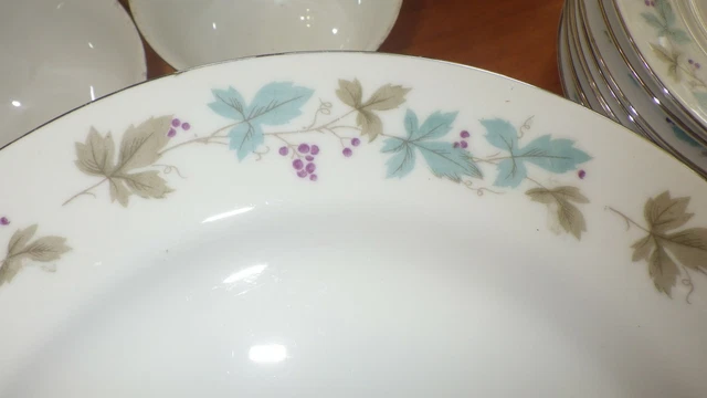 Vintage Fine China Japan Dinnerware Set Blue Green Purple Grape Leaves EUC 61pcs