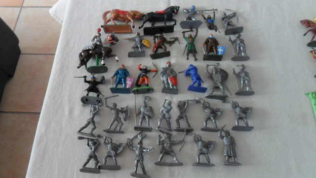 LOT SOLDATS PLASTIQUE "moyen âge" chevaliers JEM / NOREV et jouets de