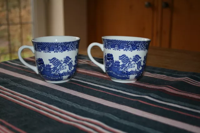 2 Vintage Churchill Made in England blue willow pattern tea / coffee cups