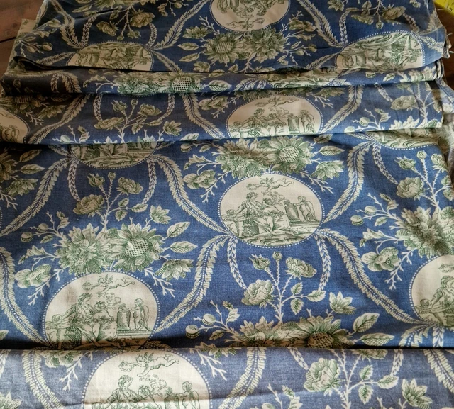 linge ancien : GRAND COUPON DE TOILE IMPRIMEE DE MEDAILLONS ET FLEURS