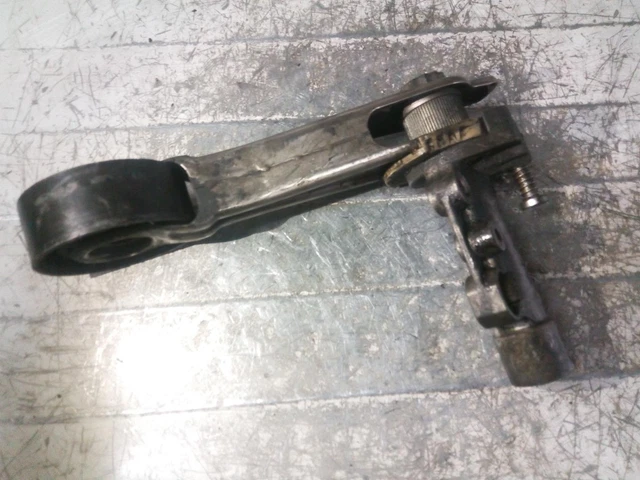 V753439880 galet tendeur pour PEUGEOT 308 SW II 1.6 BLUEHDI 120 2014 189538