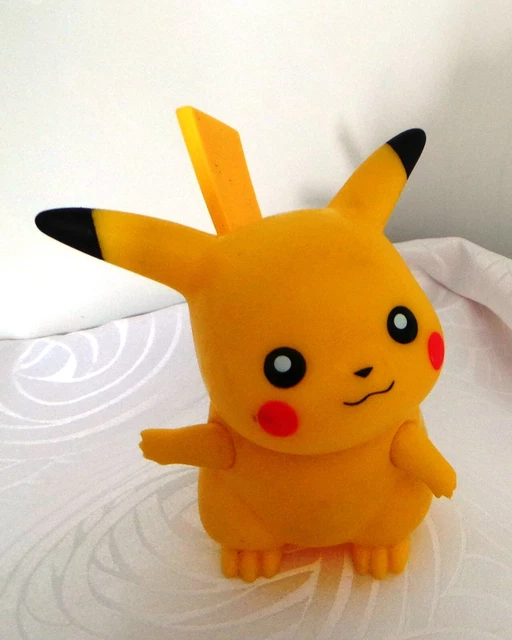 Pokémon Pikachu  TOMY