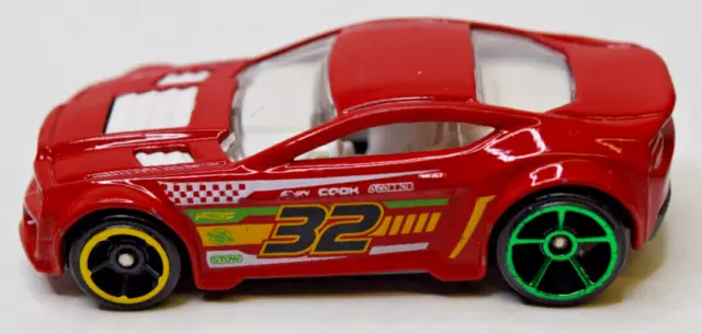 Torque Twister (Red) - HW City - Hot Wheels Basic (2018)