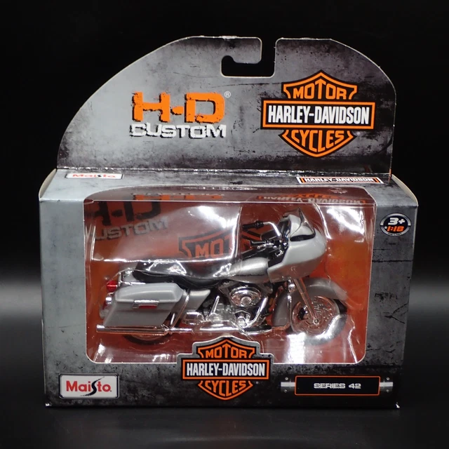 2002 02 FLTR ROAD GLIDE HARLEY DAVIDSON MOTORCYCLE MAISTO SERIES 42 1/18 Modèle