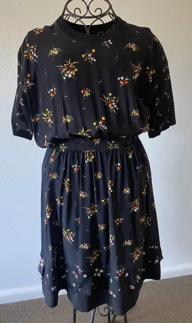 Genuine LOUIS VUITTON Black Flower Print Short Sleeve Silk & Jersey Dress Size L