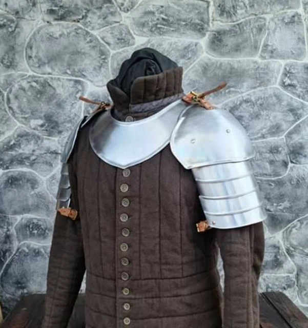 Set of a pair of Poldrones with steel larpa gorget armor