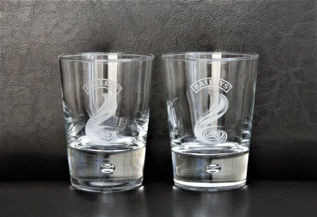 BAILEYS IRISH CREAM LIQUEUR WHISKY WHISKEY 2 x GLASSES TUMBLERS BUBBLE BASE