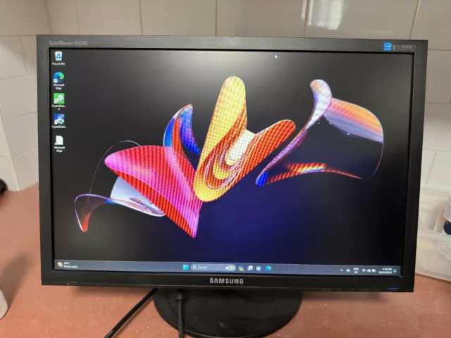 Samsung SyncMaster B2240W 22" 1680 x 1050 5ms LCD TFT Monitor VGA DVI