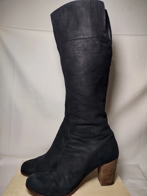 Cole Haan  Tall Riding Boots Womens Size 11B Black Leather Knee High Zip