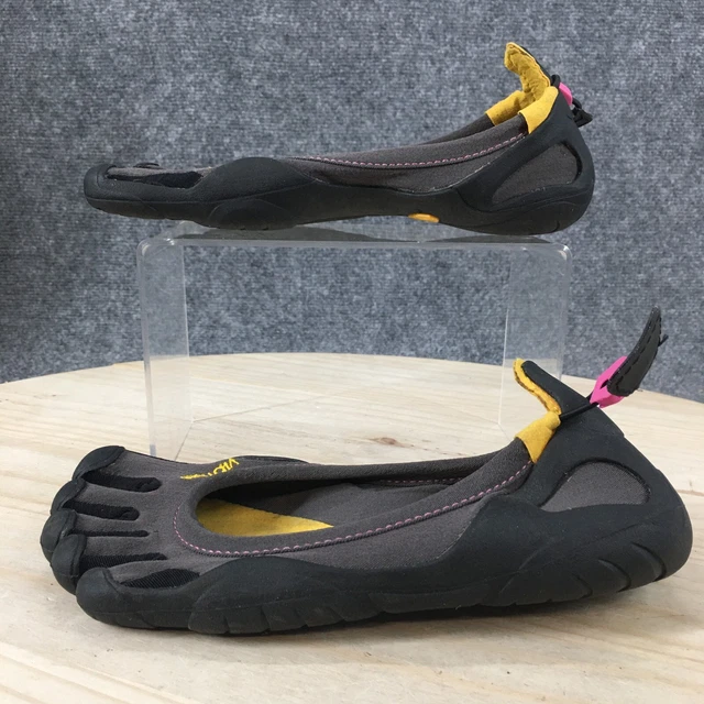 Vibram Shoes Womens 37 Classic Five Fingers Athletic Sneakers Grey Fabric