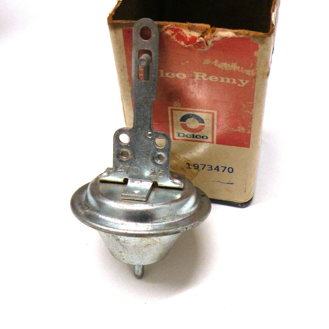 NOS 7475 FIREBIRD GTO Vacuum Advance 455 Engine RAREStamped 470 25 GM