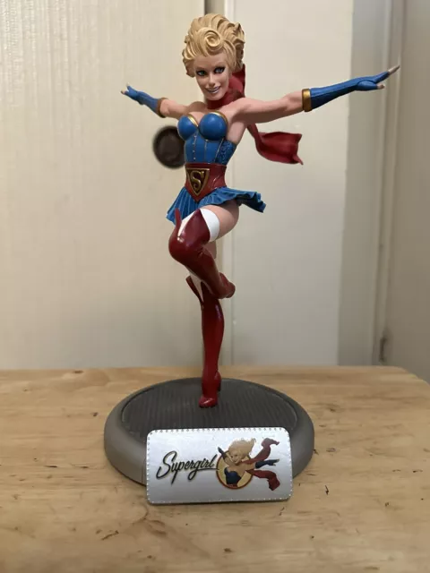 DC Collectibles Supergirl Bombshells Comics  Statue Action Heroes