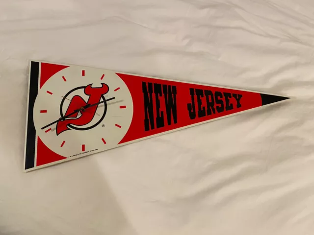 New Jersey Devils Pennant Clock P and K Products Vintage Hockey NHL 1992!