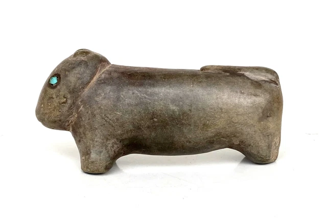 Antique 19th C. Native American ZUNI Carved Stone Mountain Lion Fetish Antique 19th C. Native American ZUNI Carved Stone Mountain Lion Fetish