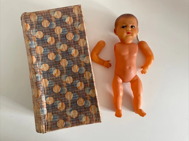 Magnfque poupée en celluloïd, modèle Claudne de SNF, talle 57