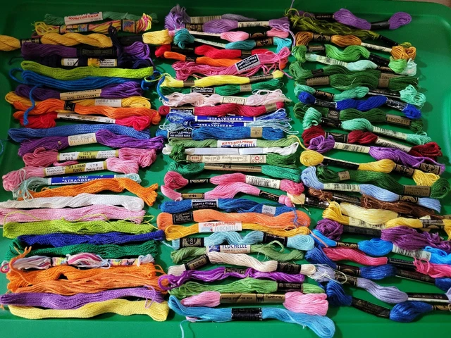Más de 80 hilos de hilo de hilo de punto de cruz bordado MULTICOLOR azul verde rojo rosa