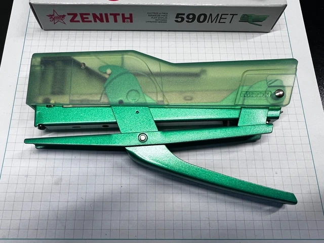 Cucitrice A Pinza Zenith 590 MET - Blu Metallizzato, Fino A 30 Fogli, Carica 200 Punti