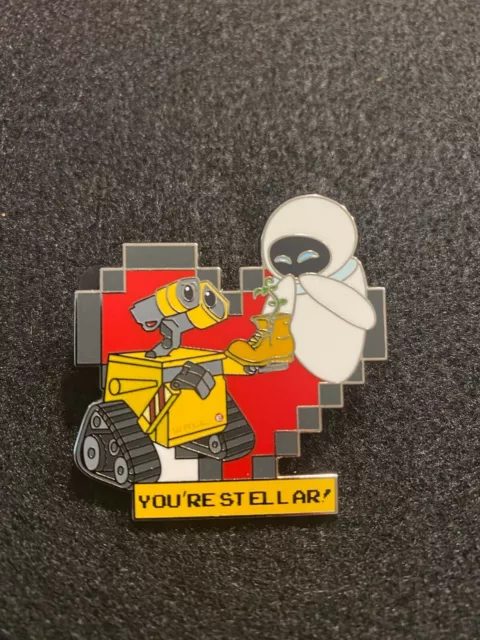 Disney Valentines Blind Box - Wall-E & Eve Pin