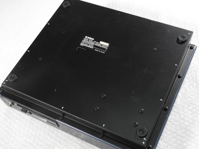 Yamaha SU700 séquenceur d'échantillonnage d'usine musicale excellent + mémoire de travail 34 Mo 19