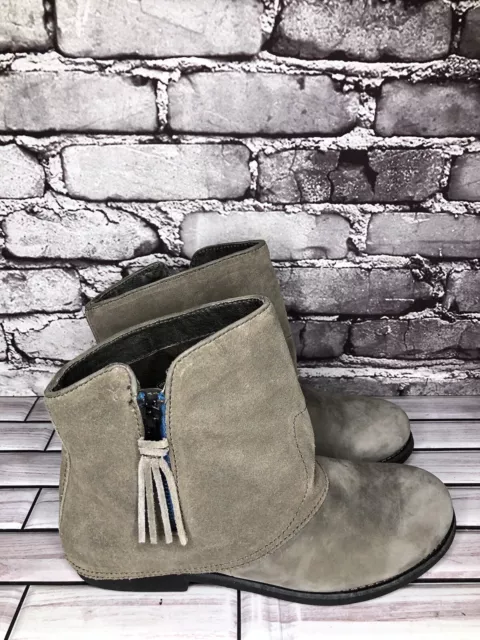 EMU Heysen Gray Suede Leather Side Zip Tassel Ankle Boots Women Sz 7.5 US/38.5EU 2