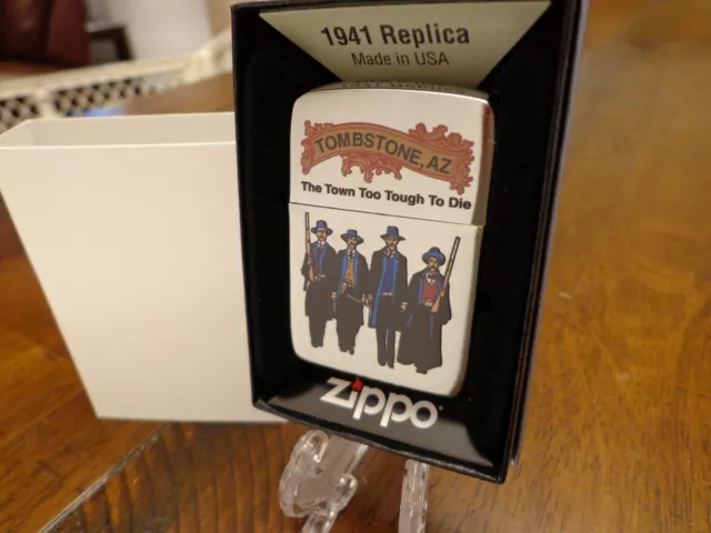 Tombstone Az The Town Too Tough To Die Outlaws 1941 Zippo Lighter Mint In Box