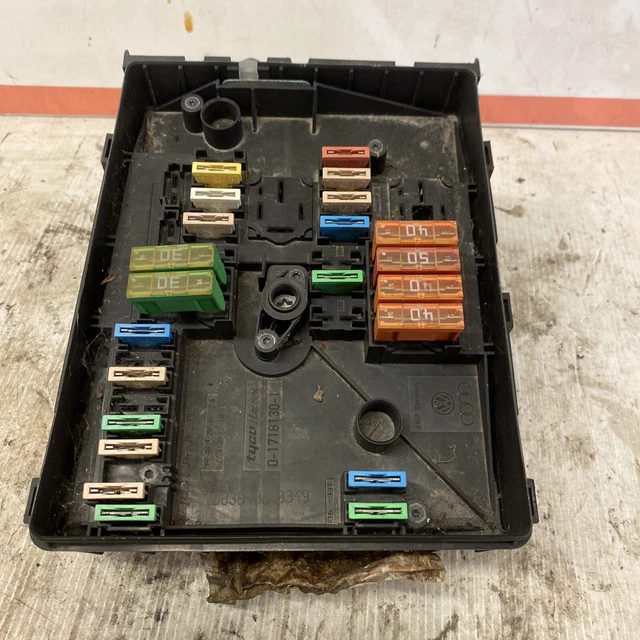 VW GOLF MK5 Fuse Box Main Relay Power Box 1K0937125A 3C0971249 BOX 118