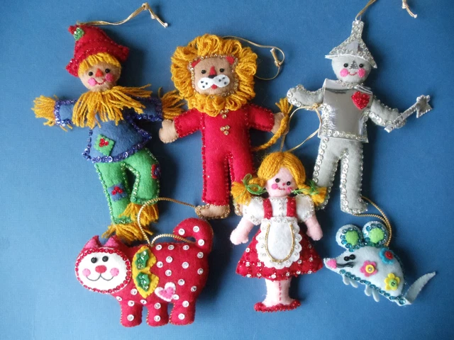 Vintage Bucilla Christmas WIZARD OF OZ Hanging Felt Ornaments Handmade Sequined