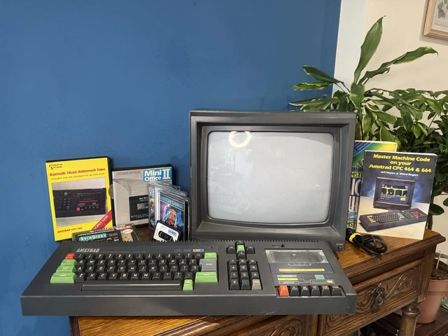 Amstrad 6128 d'occasion - Consoles