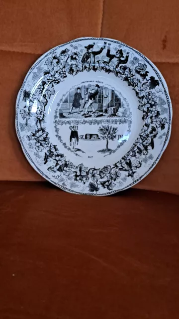 Ancienne Assiette  Parlante Creil Et Montereau