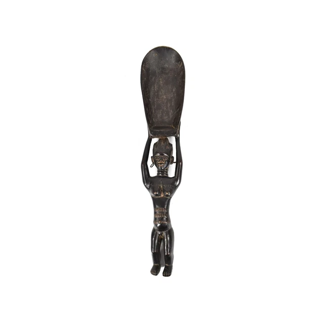 Cuchara de madera Kulango con arte africano femenino de Costa de Marfil de pie