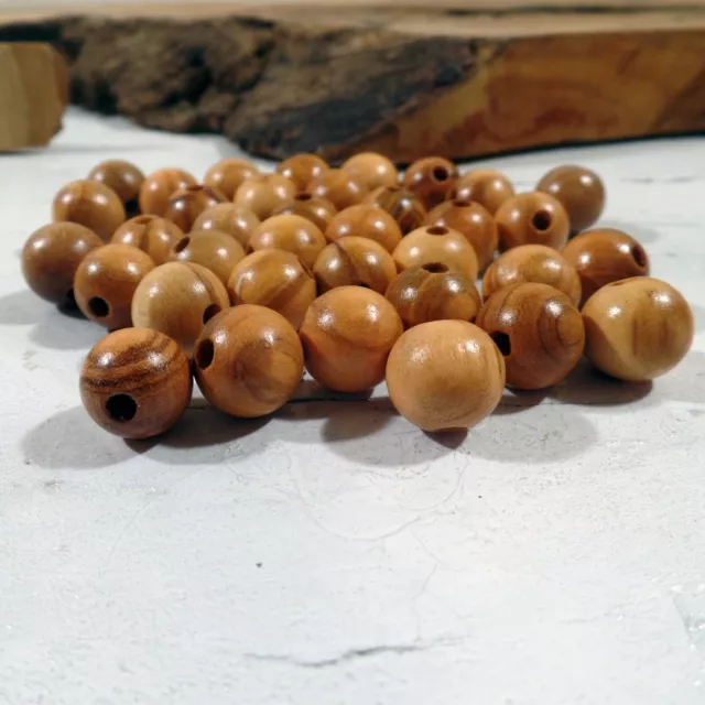Perles en bois d'olivier 10mm rondes pour chapelets ou colliers d'olivier