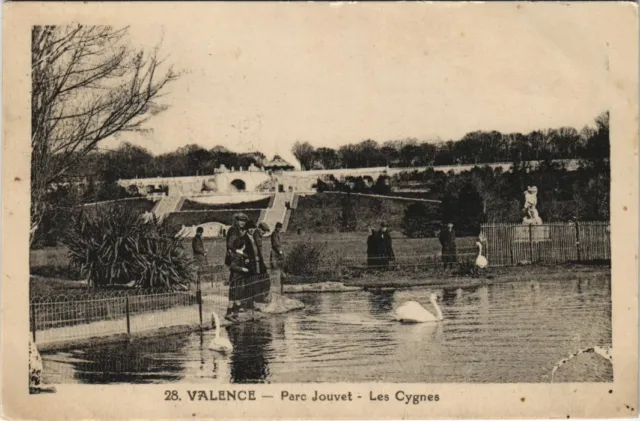 CPA Valence Parc Jouvet ,les Cygnes FRANCE (1091271)