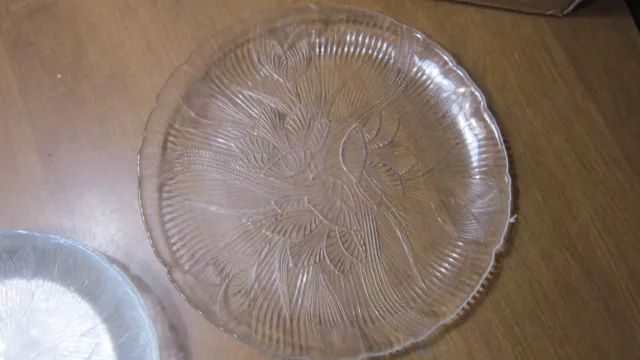 Arcoroc Glass Canterbury Crocus Flower Pattern 10.75" Dinner Plates Set of 4 EUC