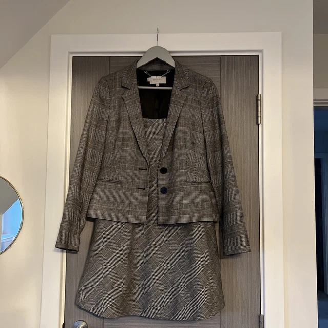 RARE HOBBS SINEAD Green Skirt Jacket Suit UK 8 10 USA 4 6 KM