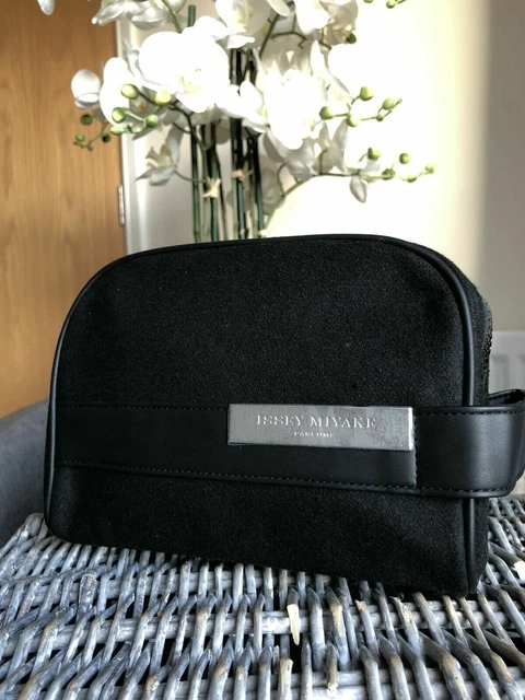 ISSEY MIYAKE PARFUMS Mens Black Wash Bag Toiletry Travel Case New