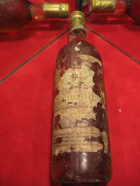 vieille bouteille de MONBAZILLAC de 1970 DUMAS pomport  appellation monbazillac
