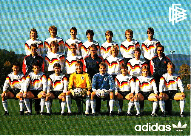 DFB DEUTSCHLAND MANNSCHAFTSBILD Mannschaftskarte ca 1989 SELTEN EUR 9
