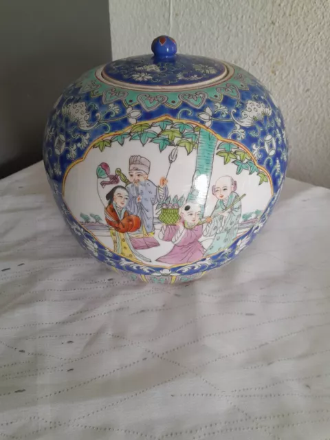 ANCIEN POT VASE PORCELAINE BOULE  CHINOIS A GINGEMBRE Décor Personnages A Voir