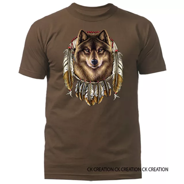 Wolf Dreamcatcher Native American Wildlife Animals Feathers T-shirt