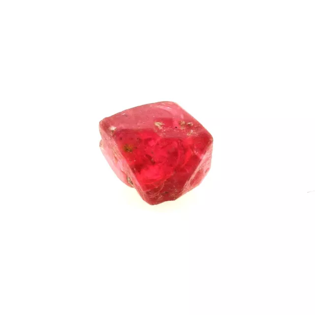 Minéraux collection. Spinelle. 0.385 ct. Mahenge, Morogoro Region, Tanzanie.